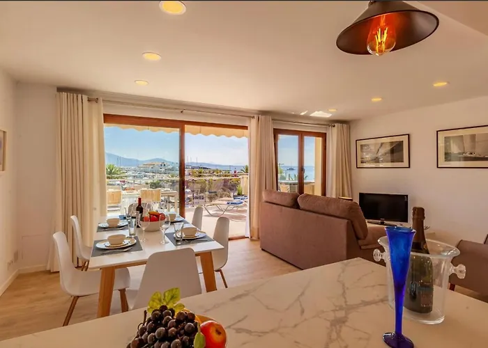 Apartment Modern Frontline With Sea Views Port de Pollenca