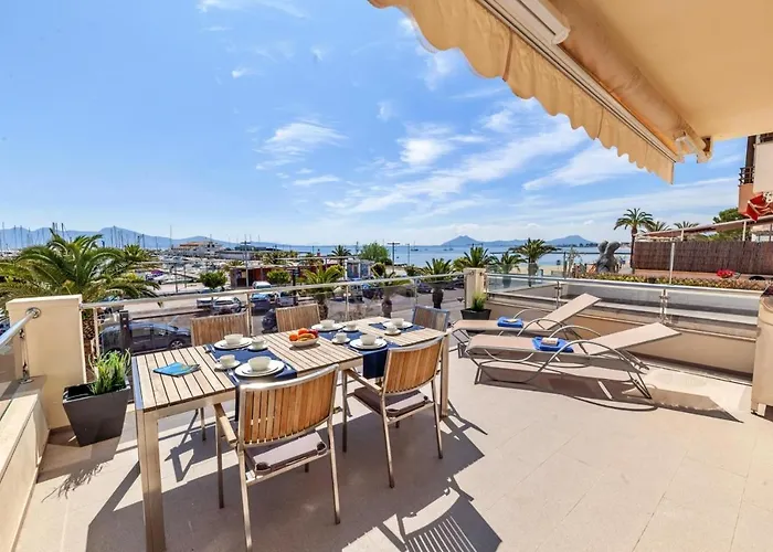 Modern Frontline With Sea Views Port de Pollenca