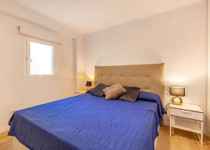 Modern Frontline With Sea Views Apartment *