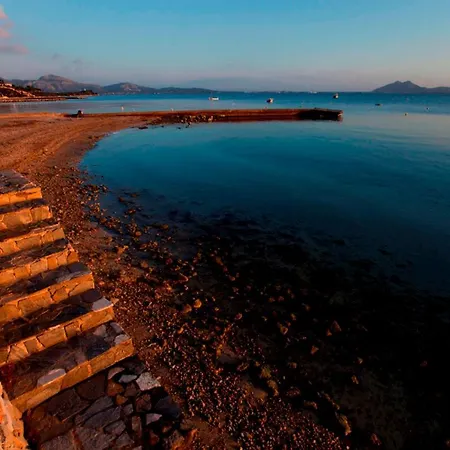 Modern Frontline With Sea Views 公寓