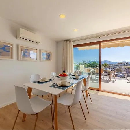 公寓 Modern Frontline With Sea Views *