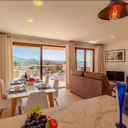 Apartment Modern Frontline With Sea Views Port de Pollenca