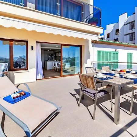 Modern Frontline With Sea Views Апартаменты *