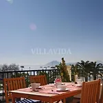 아파트 Modern Frontline With Sea Views